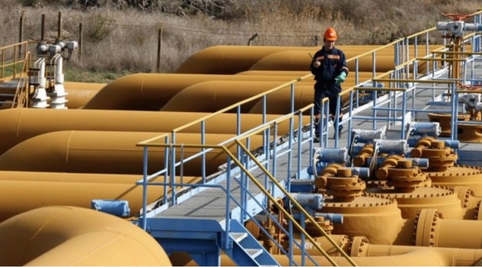 qazaxistan300-min-ton-nefti-hansi-marshrutlara-yoneldib