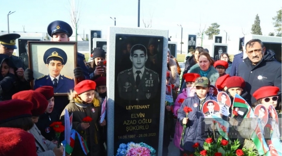 veten-muharibesi-shehidi-elvin-shukurlunun-anim-merasimi-kechirilib-foto