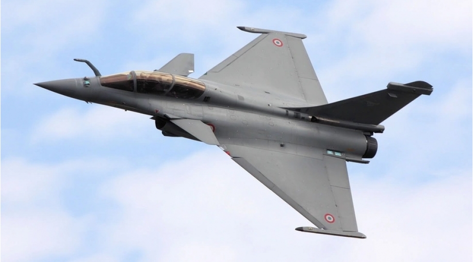 indoneziya-fransadan-ilk-uch-rafale-qiricisini-alib
