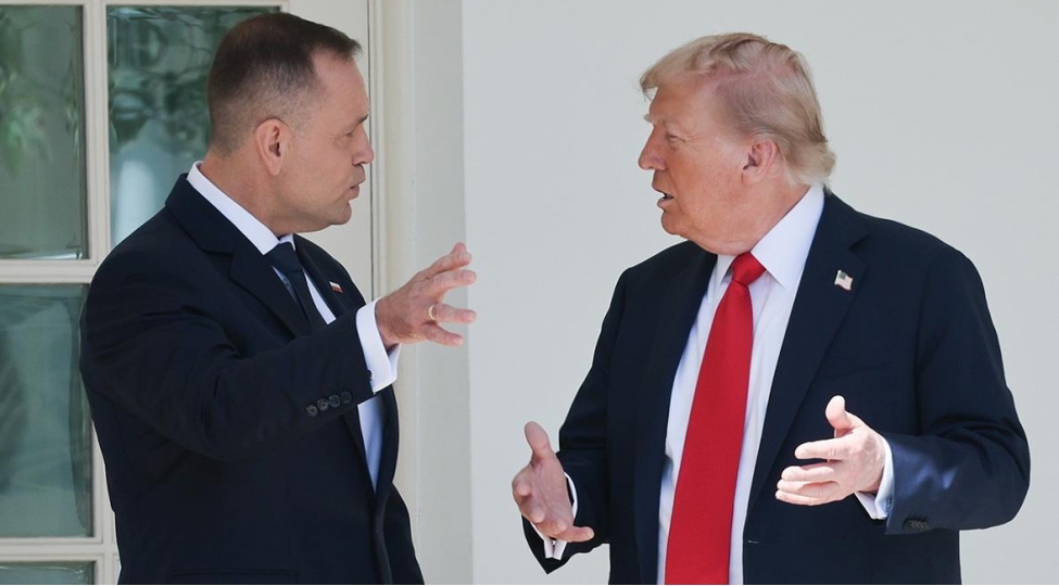 trampin-yeni-plani-absh-polshada-daimi-herbi-baza-yaradir