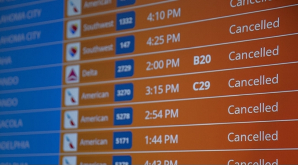 vashinqtonda-butun-uchushlar-legv-olunub