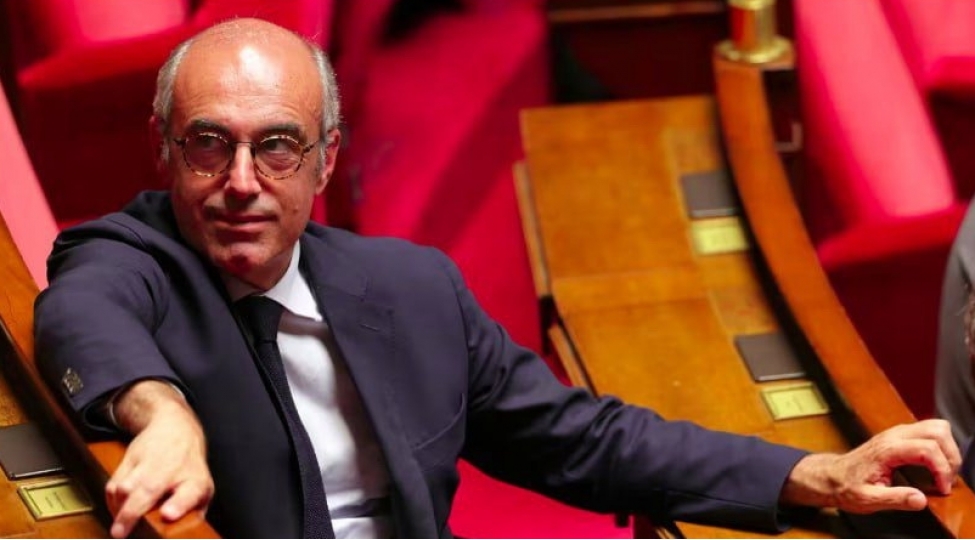 Fransanın keçmiş senatoruna DÖRD İL HƏBS CƏZASI VERİLDİ