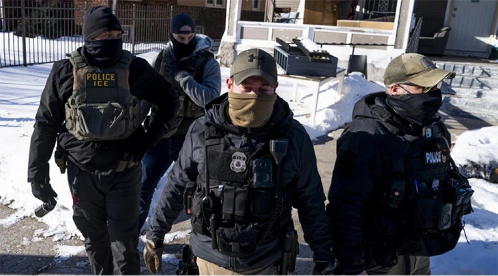 nyt-absh-daimmiqrasiya-agentlerinin-ordersiz-saxlama-selahiyyetleri-genishlendirilib