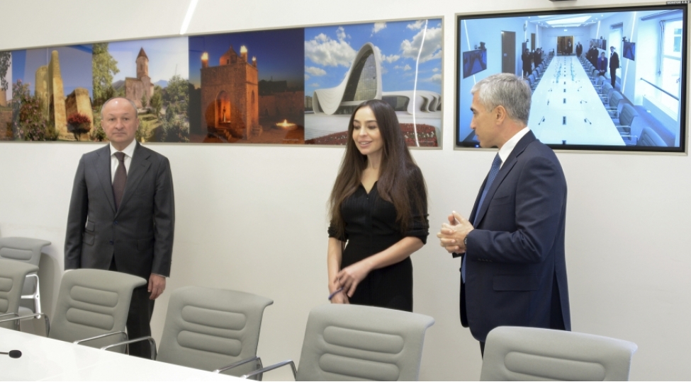 leyla-eliyeva-bmt-nin-cenevre-ofisinde-azerbaycan-otagi-ile-tanish-olub