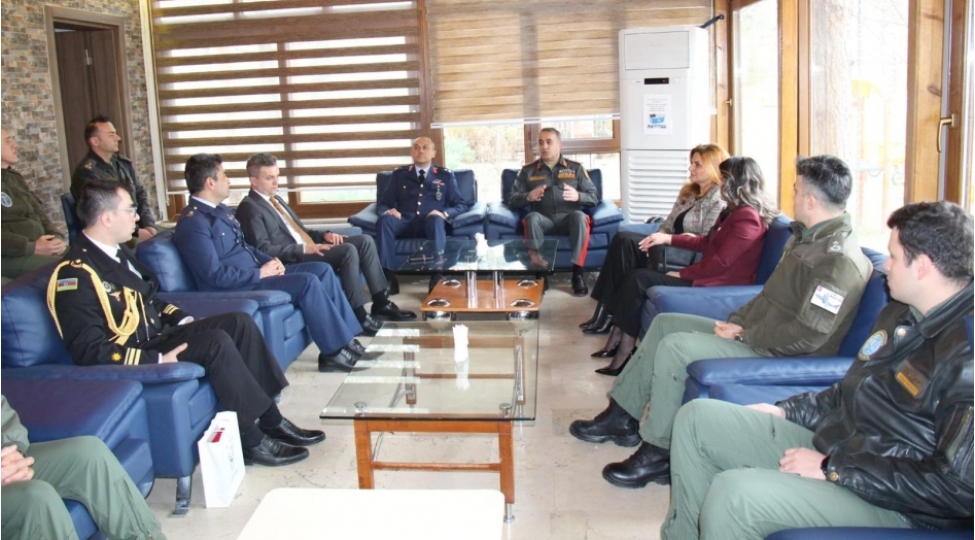 azerbaycanin-herbi-attashesi-kayseri-ve-kahramanmarashda-shehid-ailelerini-ziyaret-edib