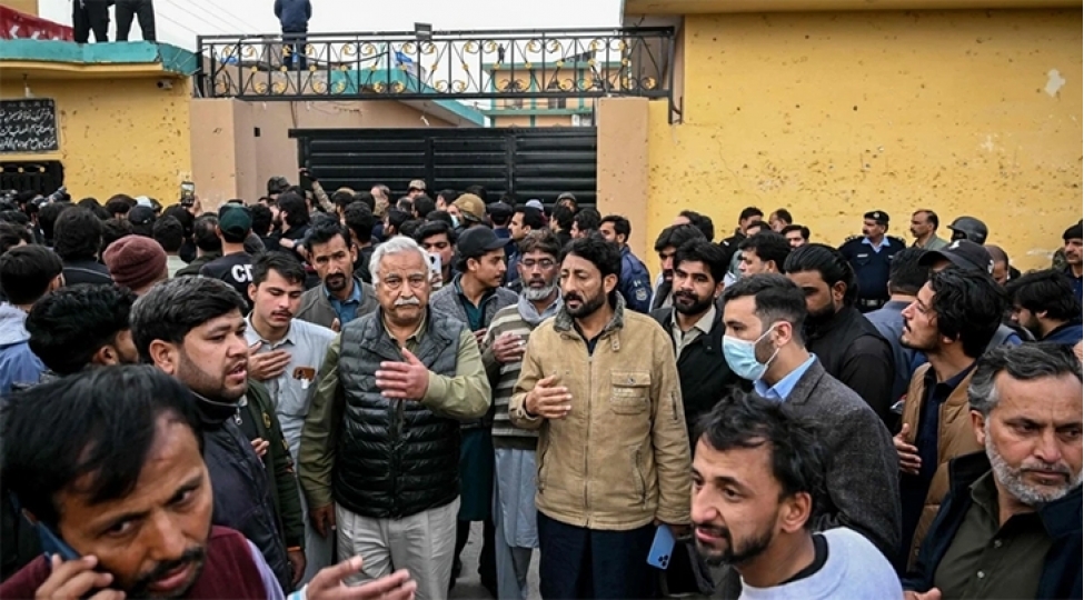 ishid-islamabadda-mescidde-toredilen-terror-aktina-gore-mesuliyyeti-oz-uzerine-goturub