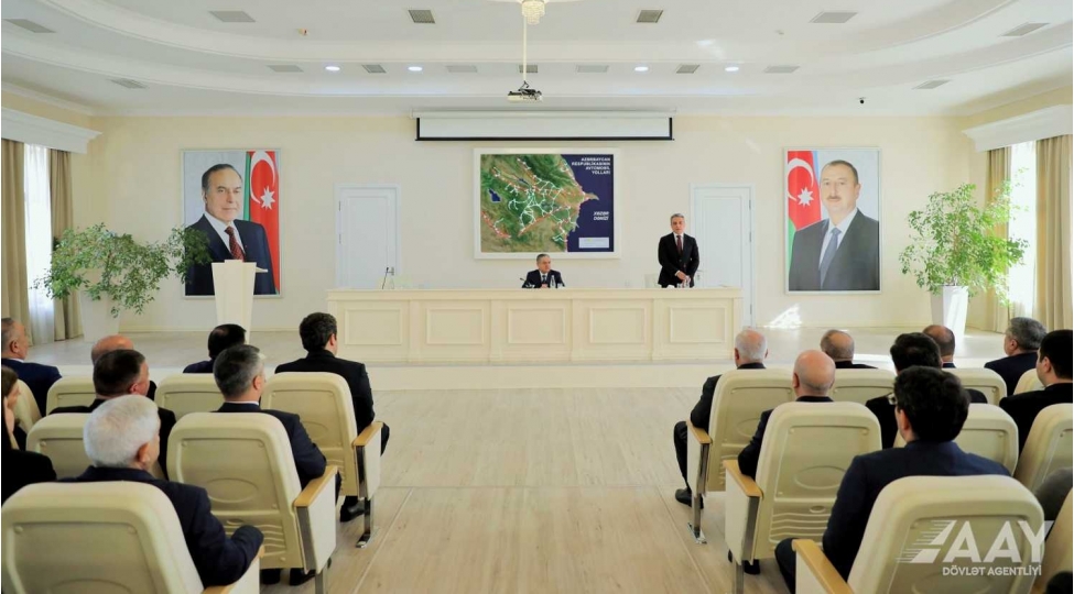 aayda-nin-idare-heyetinin-yeni-sedri-agentliyin-kollektivine-teqdim-edilib