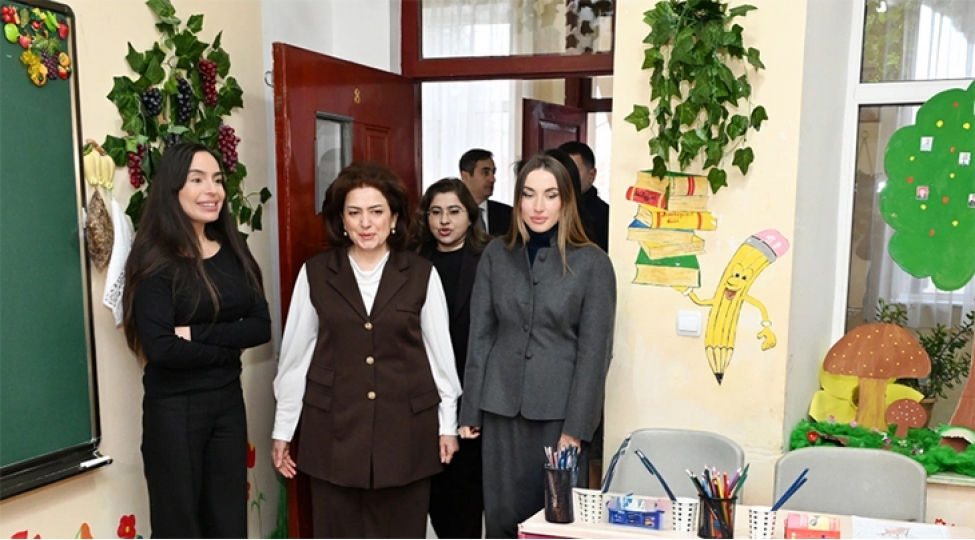 leyla-eliyeva-ve-alena-eliyeva-gence-sheher-45-nomreli-xususi-umumtehsil-mektebinde-olublar