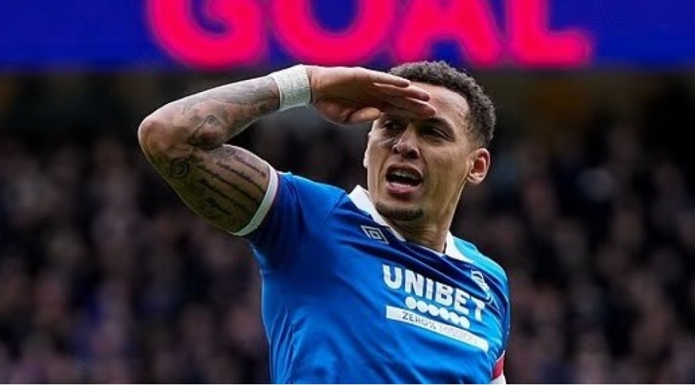 ingiltereli-futbolchu-esrin-uchuncu-onilliyinin-en-mehsuldar-mudafiechisi-olub