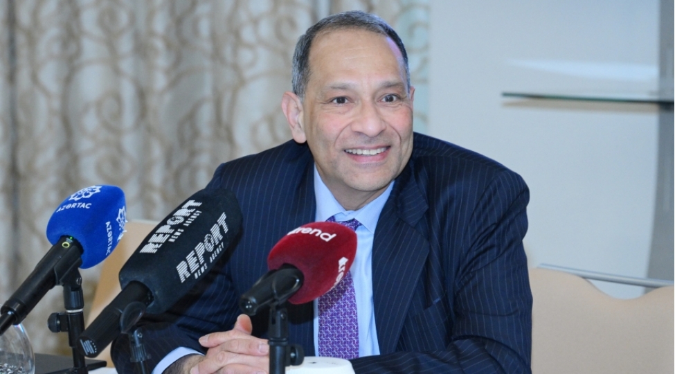 amerika-shirketleri-azerbaycanda-hotel-tikintisi-ile-maraqlanir