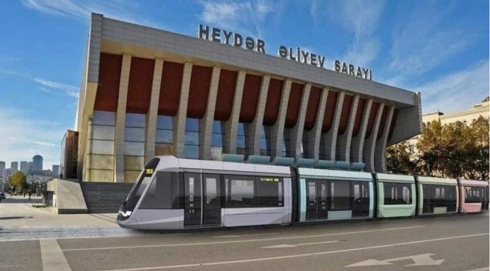 bakida-tramvay-shebekesinin-berpasi-suret-ekoloji-temiz-ve-choxsernishinli-hell