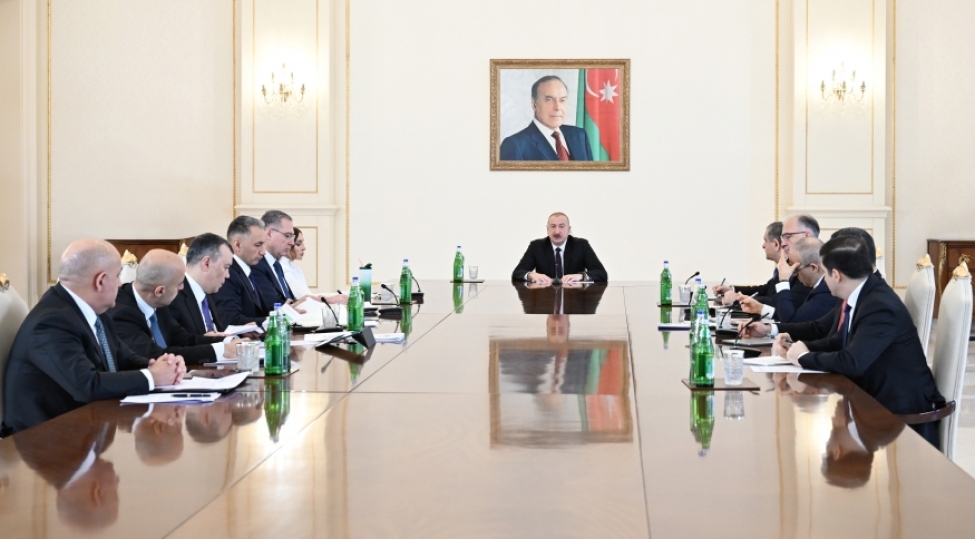 prezident-ilham-eliyevin-sedrliyi-ile-mushavire-kechirilib