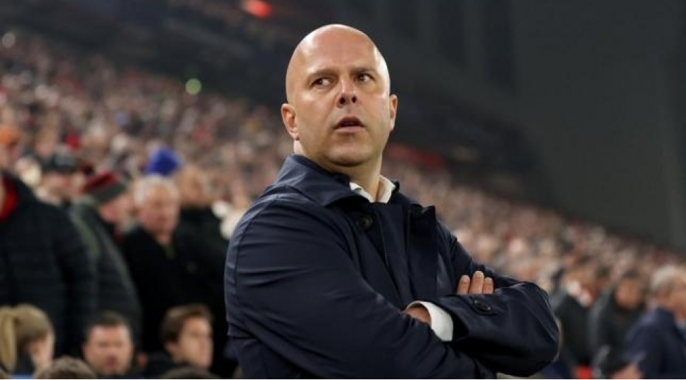 arne-slota-xeberdarliq-ya-kubok-ya-istefa