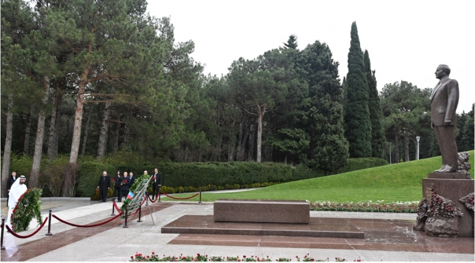 ereb-parlamentinin-prezidenti-fexri-xiyabani-ve-zefer-parkini-ziyaret-edib