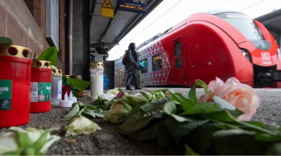 almaniyada-qatarlarda-ve-demir-yolu-stansiyalarinda-zorakiliq-dalgasi-heyecan-dogurur