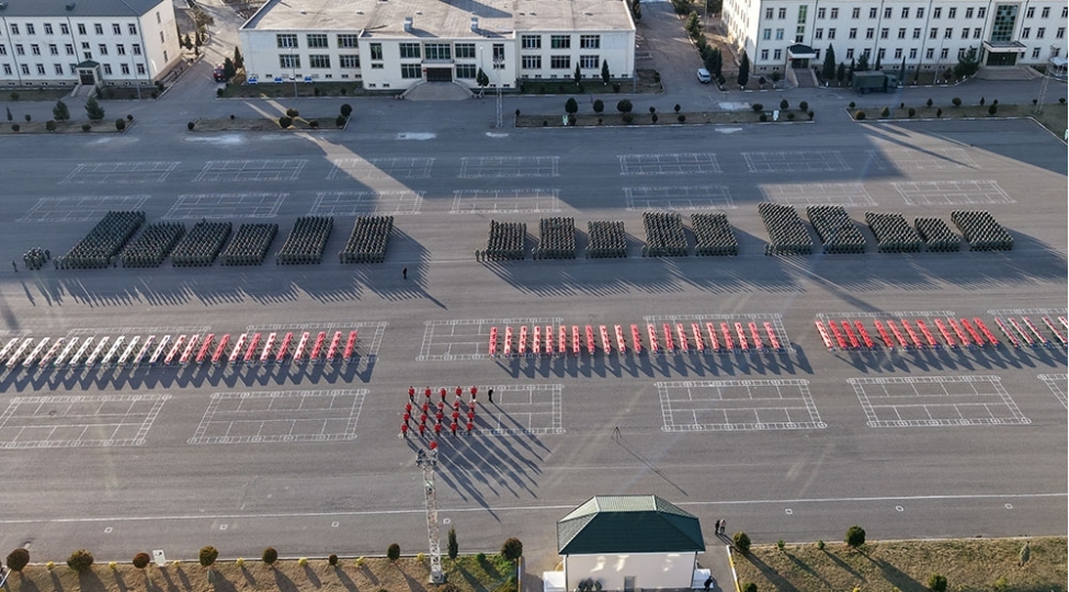 azerbaycan-ordusunda-andichme-merasimleri-kechirilib-fotovideo-9