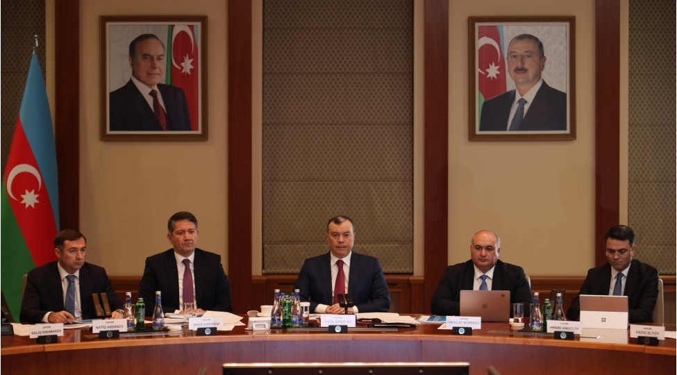 azerbaycanda-dovlet-zemanetli-borc-udm-in-8-ne-dushub