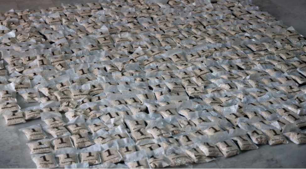 suriyada-iri-hecmde-narkotik-qachaqmalchiliginin-qarshisi-alinib