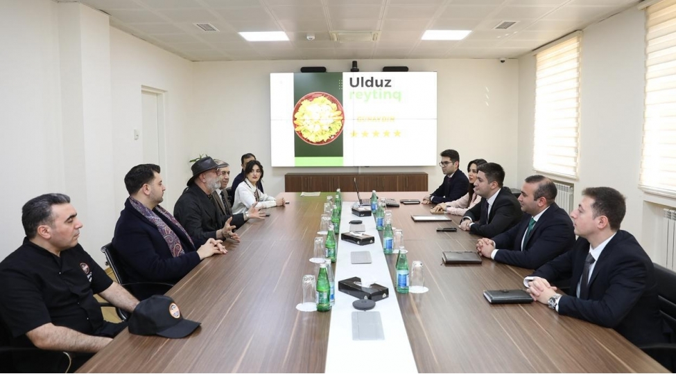 gunaydin-restoranina-5-ulduz-sertifikati-teqdim-olunub