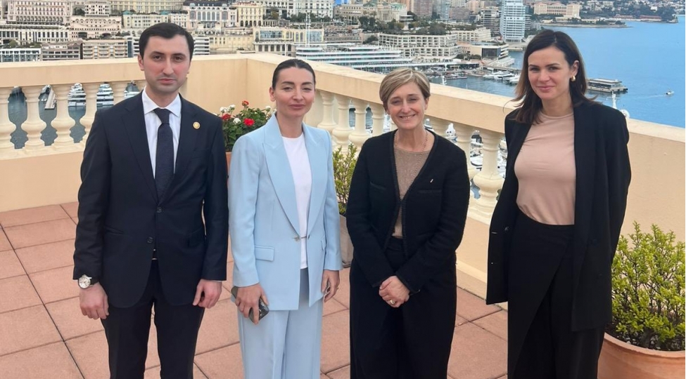 azerbaycan-sefiri-monakonun-xarici-ishler-ve-emekdashliq-uzre-naziri-ile-danishiqlar-aparib