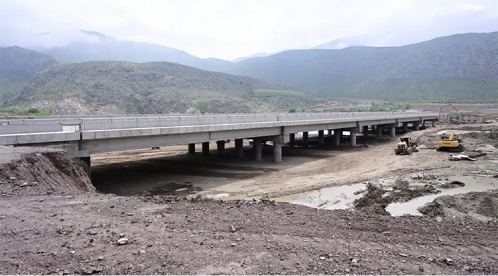 agbendkelale-avtomobil-korpusunun-tikintisi-basha-chatib