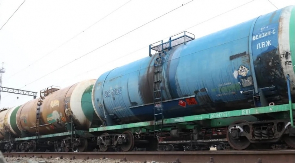 azerbaycandan-ermenistana-4-500-tona-yaxin-dizel-yanacagi-guzdekden-yola-salinir