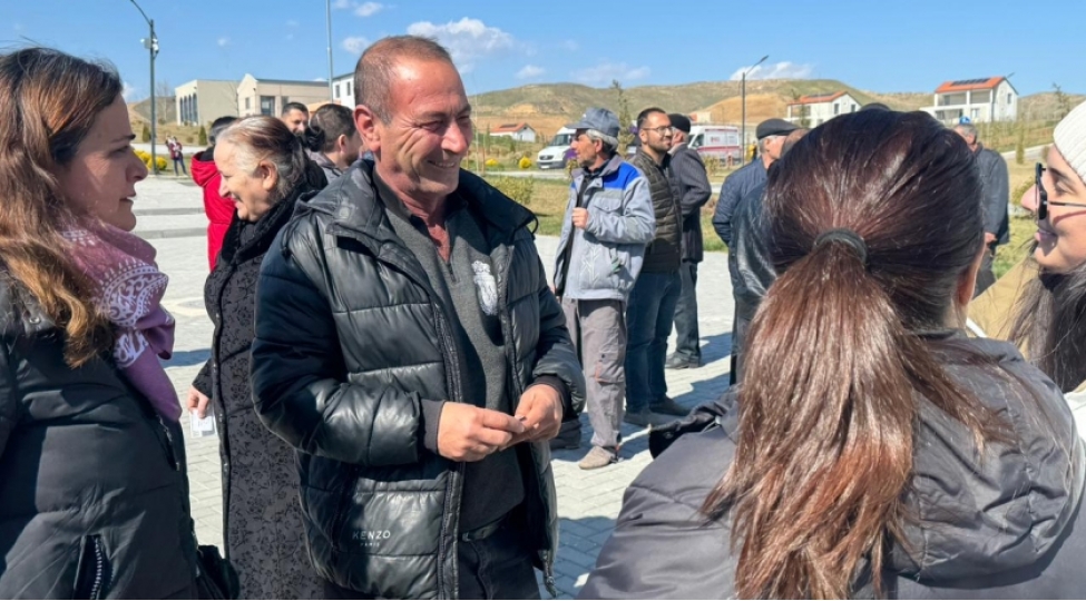 horovlu-kendinde-daha-30-aileye-evlerinin-acharlari-teqdim-olunub