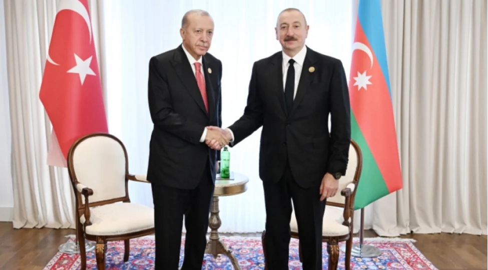 prezident-ilham-eliyev-ad-gunu-munasibetile-receb-tayyib-erdogani-tebrik-edib