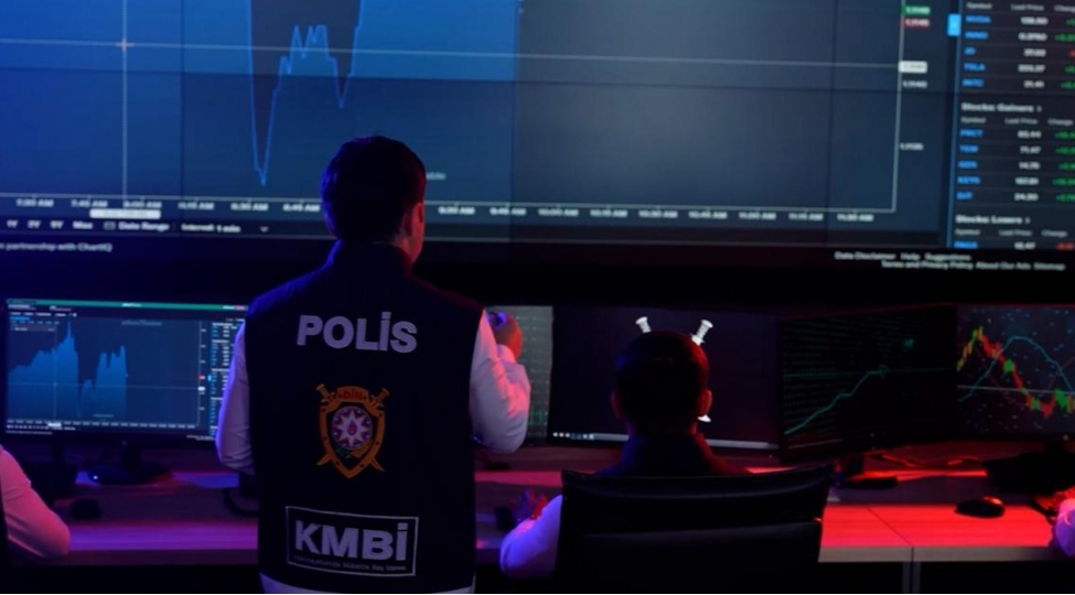 telebelerin-fotolarini-yayan-shexs-saxlanilib