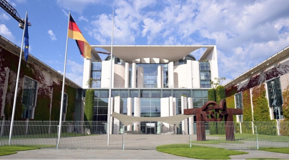 almaniya-hokumeti-israilin-irana-herbi-hucumlaribarede-evvelceden-melumatlandirilib