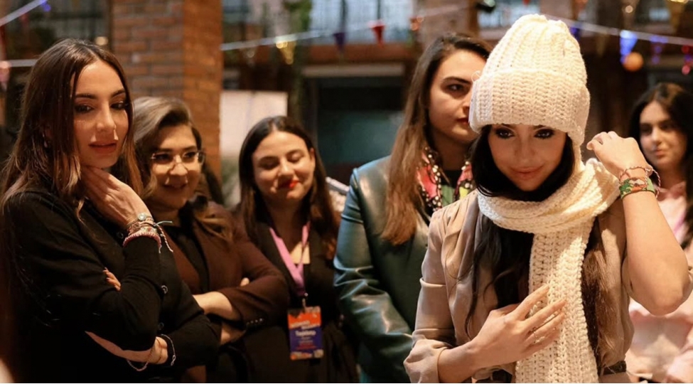 prezidentin-qizlari-ve-gelini-woman-bazaar-5-festivalinda-foto