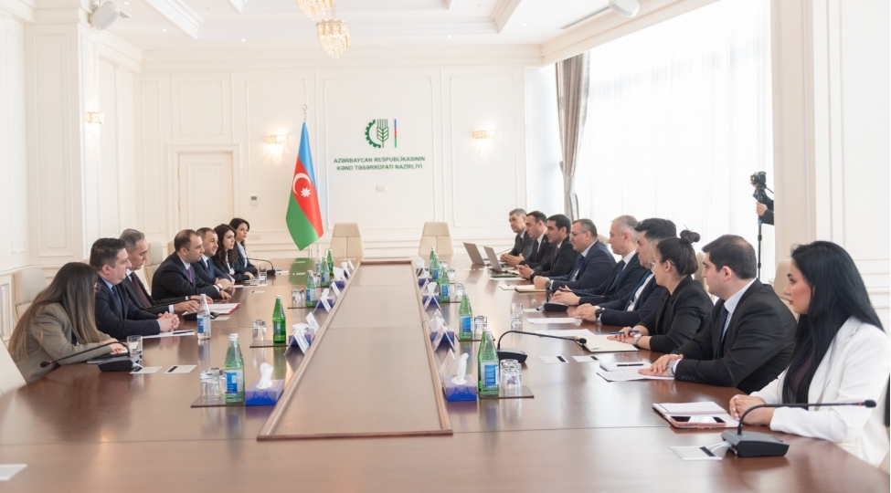 aqrar-xidmetler-agentliyi-ile-peshe-tehsili-uzre-dovlet-agentliyi-arasinda-anlashma-memorandumu-imzalanib