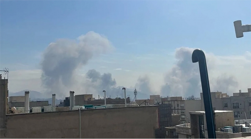 israil-irana-qarshi-genishmiqyasli-zerbeler-dalgasina-bashlayib