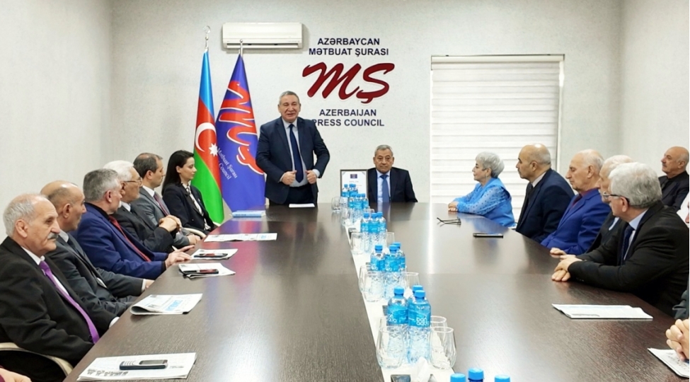 metbuat-shurasinda-ehtiyatda-olan-polkovnik-leytenantin-elmi-ve-jurnalist-fealiyyetine-nezer-salinib