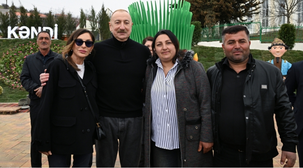 Prezident: Mehriban, sən də gəl, bizimlə şəkil çəkdir - 