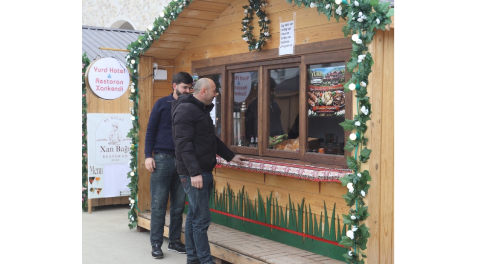 xankendide-bayram-yarmarkasi-fealiyyete-bashlayib