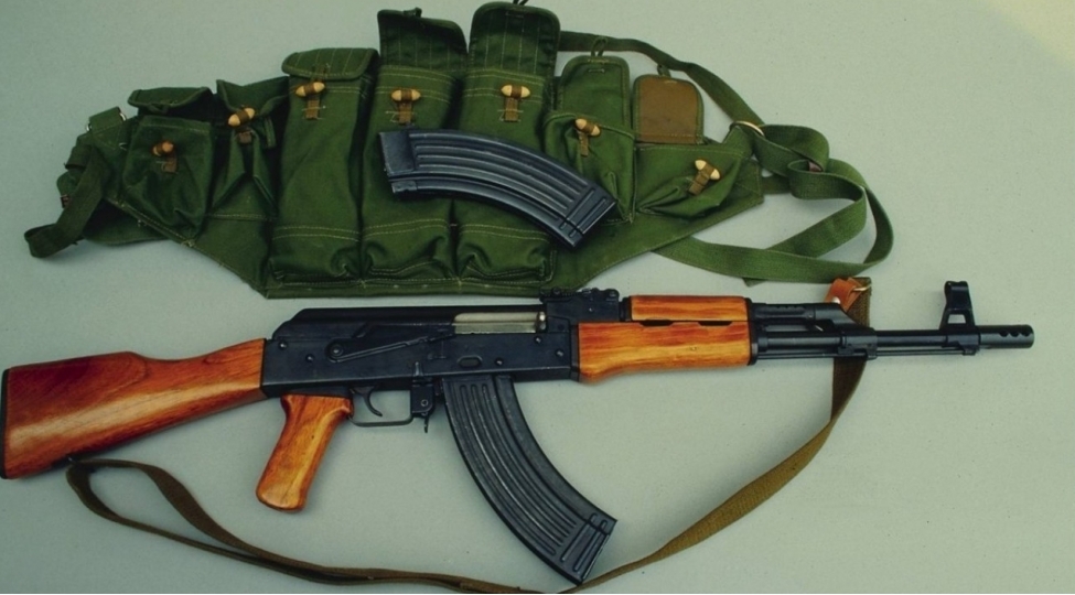 qanunsuz-saxlanilan-silahlar-ashkarlandi