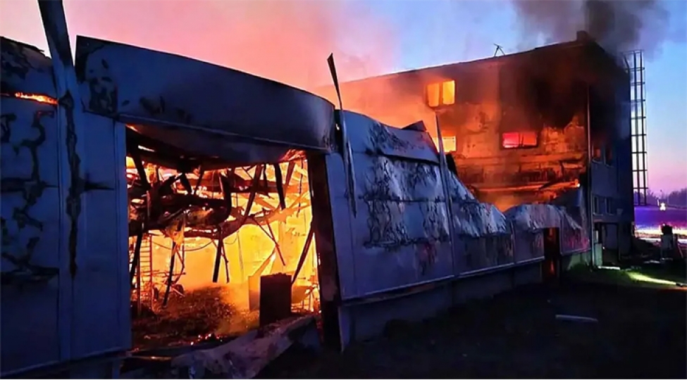 chexiyada-israille-elaqeli-mudafie-senayesi-muessisesinde-yangin-bash-verib