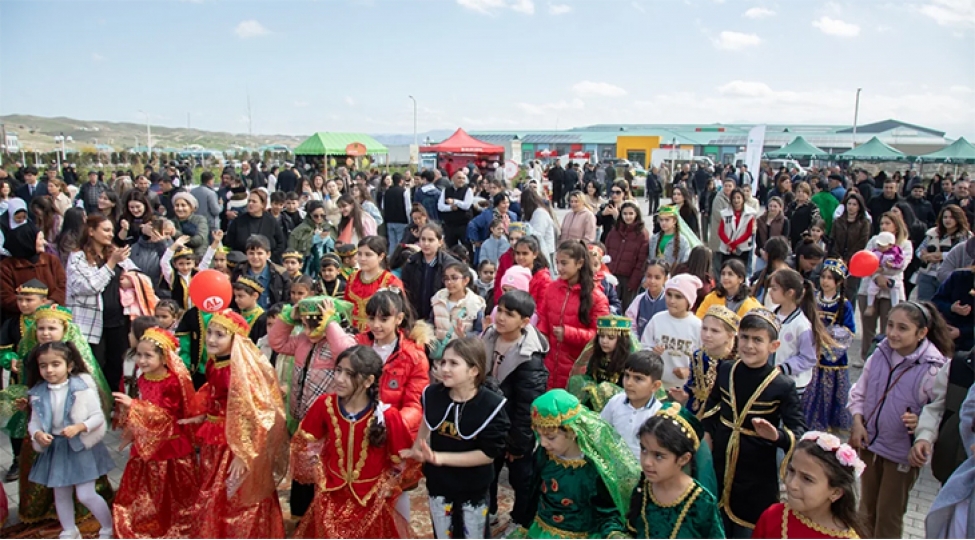 zengilanin-agali-ve-memmedbeyli-kendlerinde-novruz-festivali-kechirilib