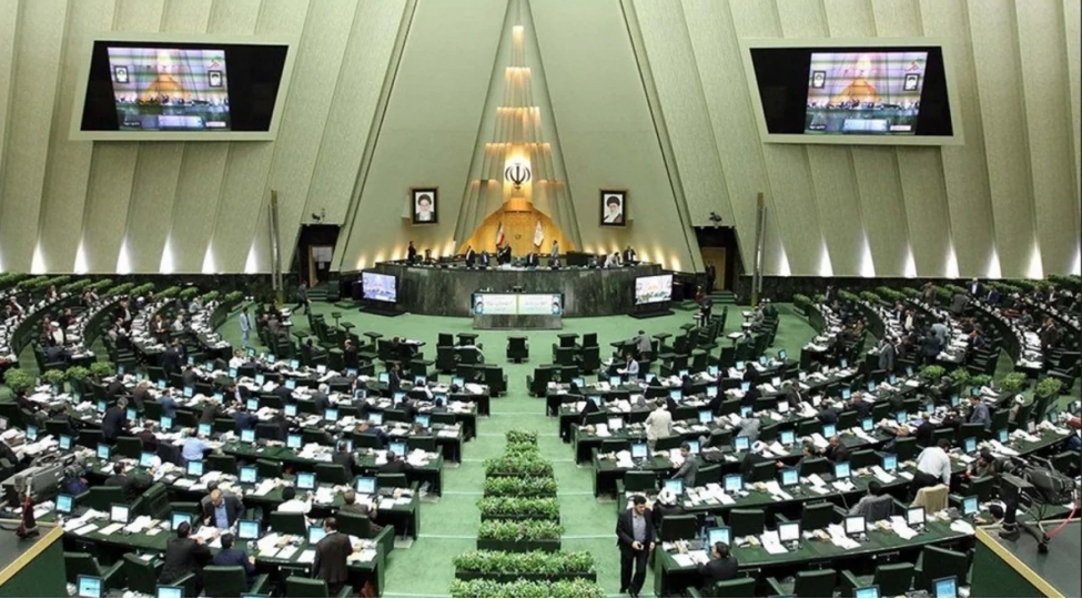 tehranin-vashinqtonla-danishiqlar-aparmir-iran-parlamentinin-sedri-bildirib