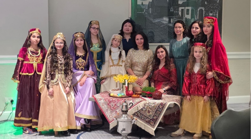 shotlandiyada-tenteneli-novruz-bayrami