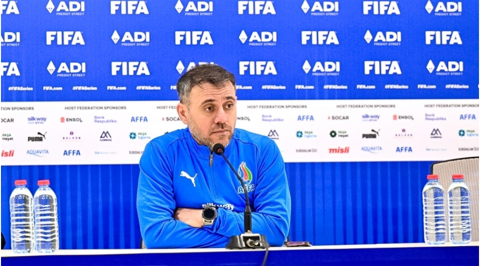 ayxan-abbasov-futbolchularim-sonadek-doyushduler