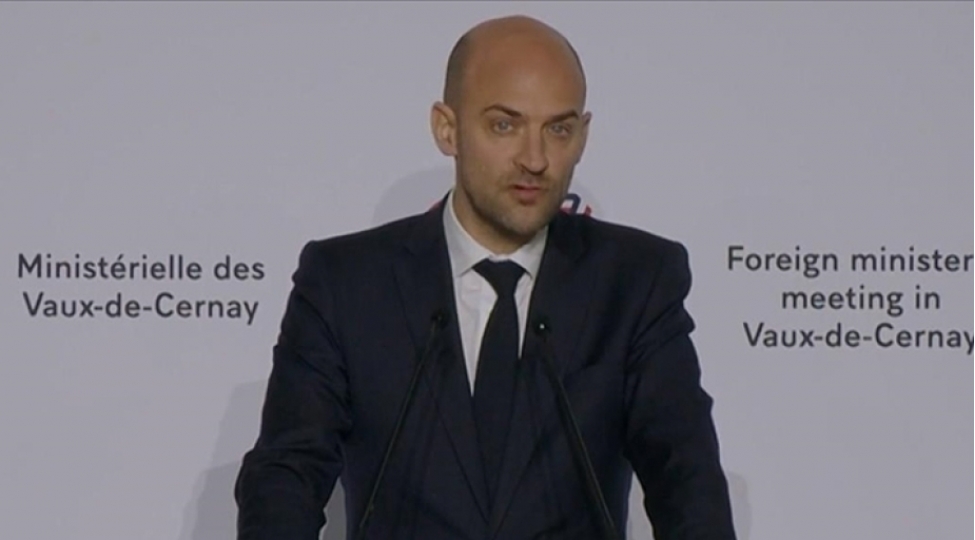 g7-jan-noel-barro-tarazli-sedrliyi-mudafie-edir-ve-dord-konkret-teshebbus-ireli-surur