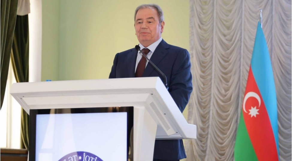 suni-intellektin-tetbiqi-elm-ve-tehsilde-keyfiyyetce-yeni-merhele-yaradir-akademik-eli-abbasov