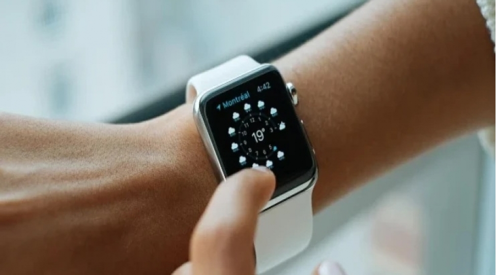 agilli-saatlar-hekimleri-evez-ede-bilermi