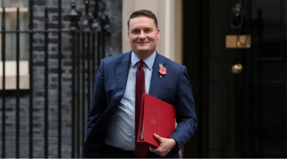 britaniya-absh-iran-danishiqlarinin-iflasa-ugramasindan-meyusdur