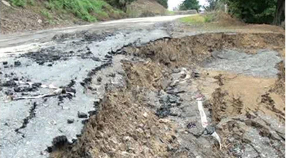 bu-erazide-torpaq-surushmesi-bash-verdi