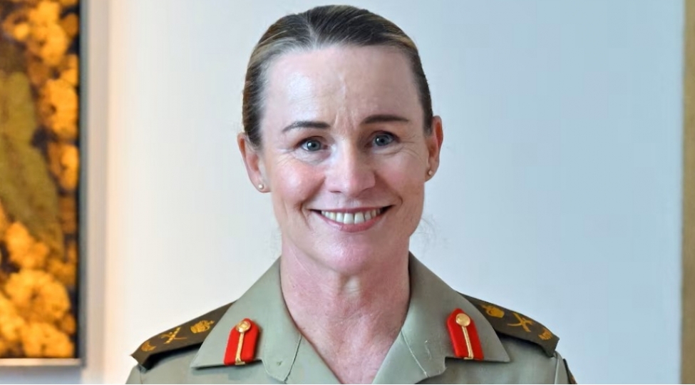 avstraliyada-ordu-komandani-teyin-edilen-ilk-qadin