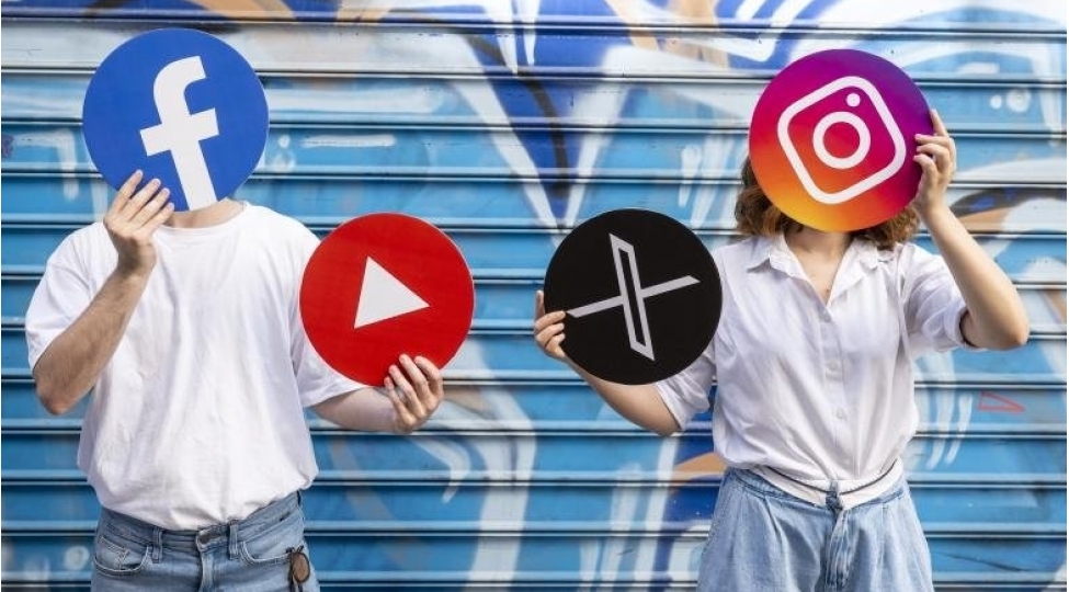 parlaq-gorunushlerin-arxasindaki-gizli-meqamlar