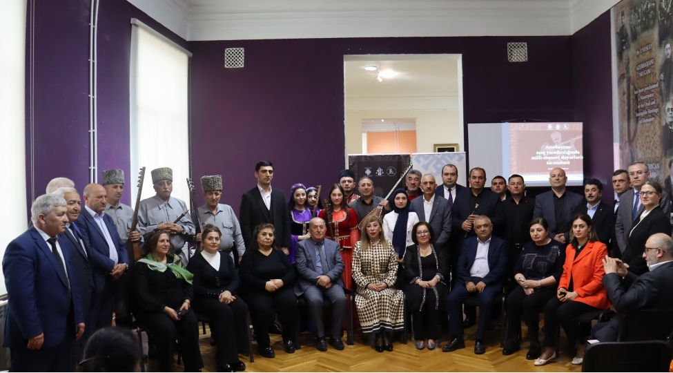 azerbaycan-ashiq-yaradiciliginda-milli-menevi-deyerlerin-tecessumumovzusunda-seminar-kechirilib